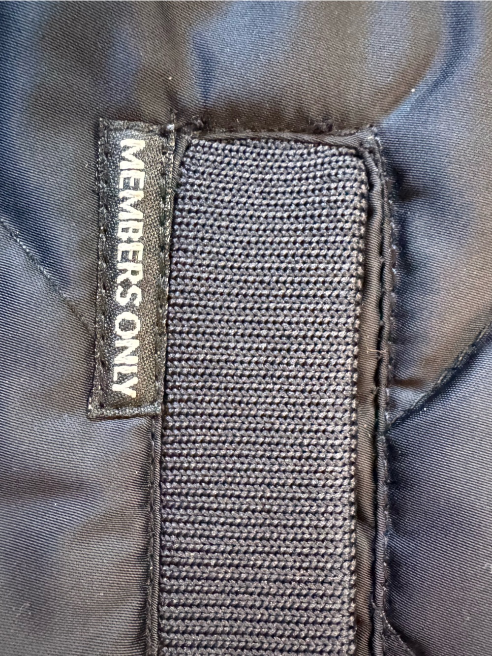 Members Only Black Quilted cropped Bomber Jacket Navy/Black color size Large - Picture 3 of 10